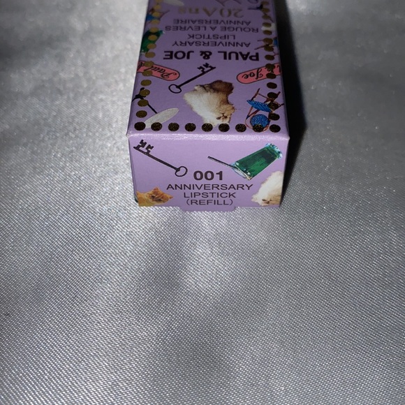 Paul & Joe anniversary lipstick 001 - Picture 3 of 7